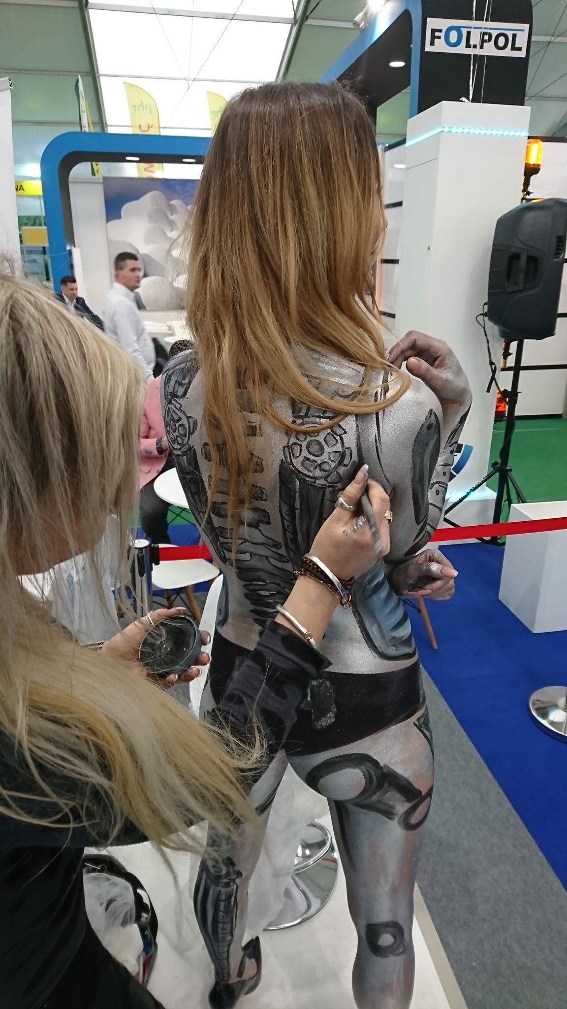bodypainting, jako atrakcja na targach